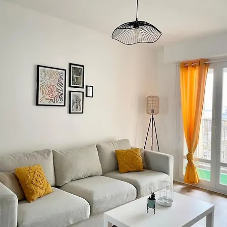 L' Escapade Remoise - Beau 4 Pieces Refait A Neuf * Reims